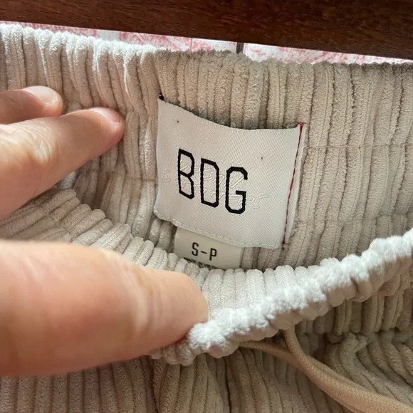 BDG Baggy Pull-on Ribbed Pants - Picture 3 of 6